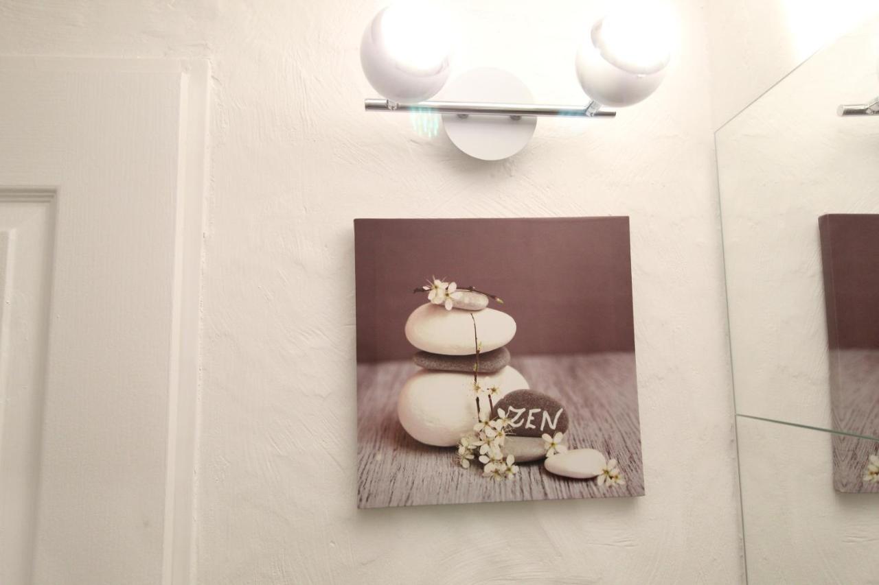 Apartment La Tarine: Cozy With Ac, Netflix & Parking