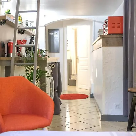 Studio La Tarine: Cozy Gîte with AC, Netflix & Parking Albertville Exterior photo