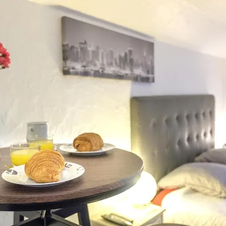 Studio La Tarine: Cozy Gîte with AC, Netflix & Parking Albertville Exterior photo