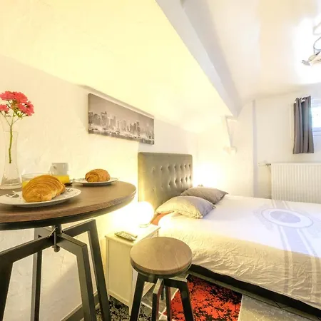 Studio La Tarine: Cozy Gîte with AC, Netflix & Parking Albertville Exterior photo